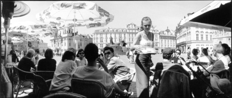 2000.06 Prague. Outdoor Cafe_hf