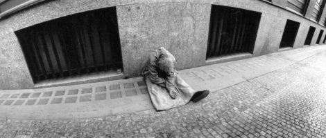 2002.05 Prague Beggar_hf